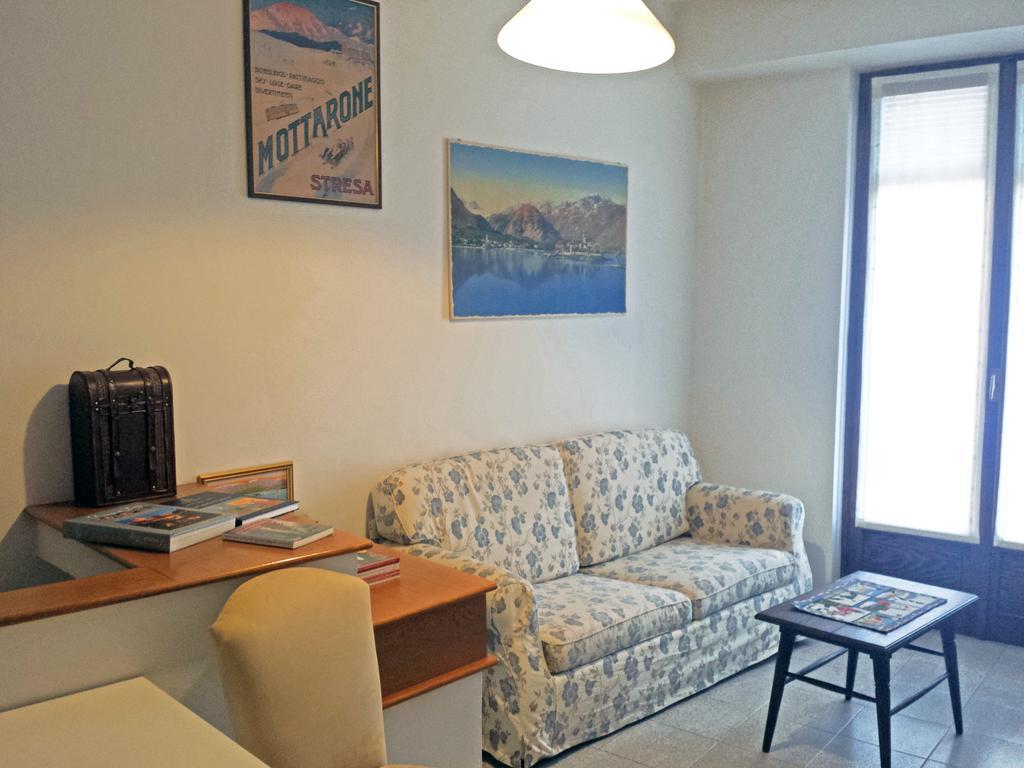 Appartamento Via De Vit Stresa Exterior foto